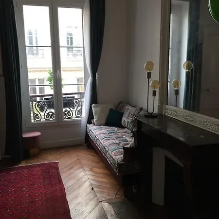 9ème. 42m2. Pigalle/saintgeorge